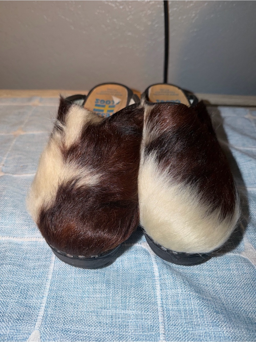 Two-Tone Brown & Cream Faux Fur Clog Mules